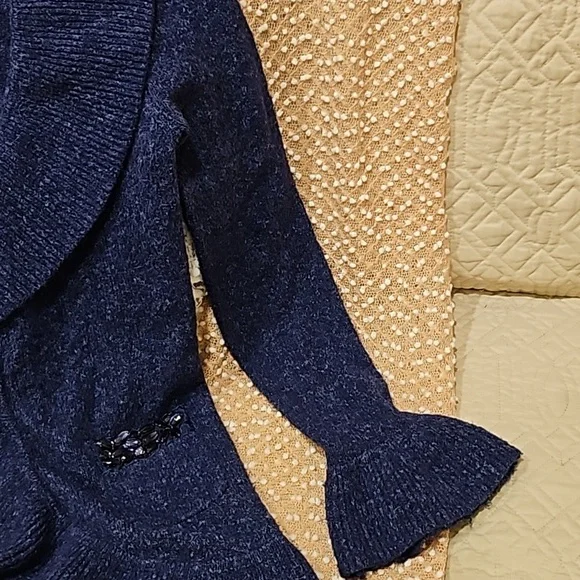 INC Sweater - Picture 10 of 12